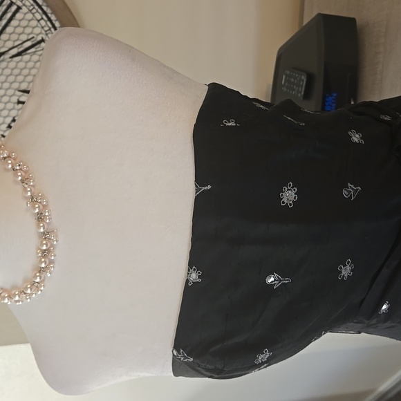 Molly B Black Strapless Chic Dress With Detachable Belt and Intricate Detailing - Picture 9 of 17